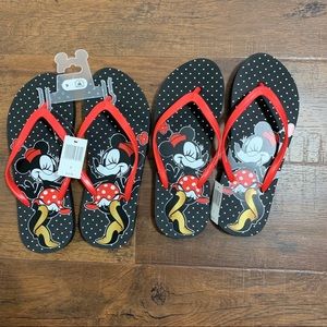 Minnie Mouse flip flops (2 pairs)
